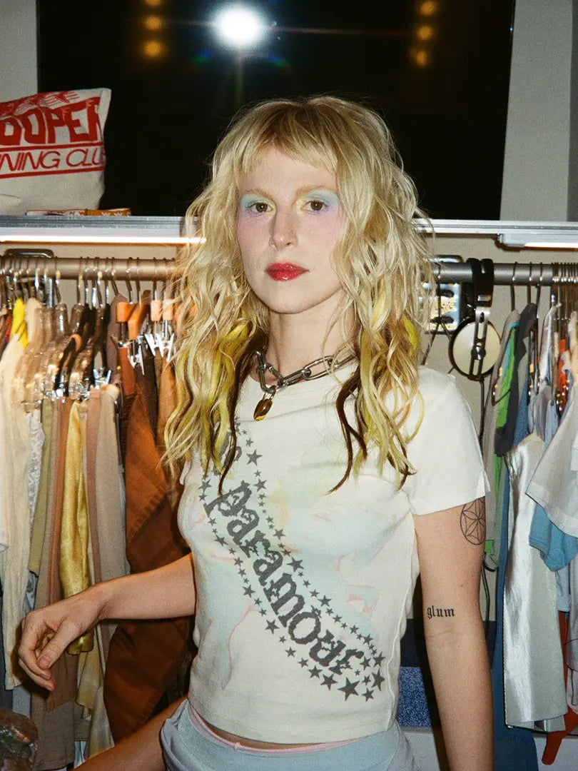 "Miss Paramour" たすき掛けデザインミニTシャツ